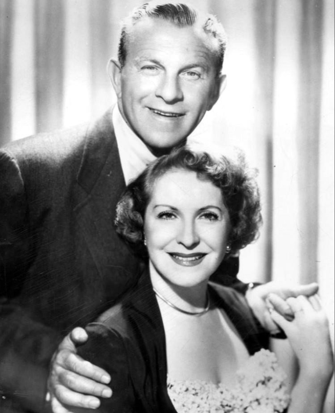 Burns and Allen in a promo photo for their show. 